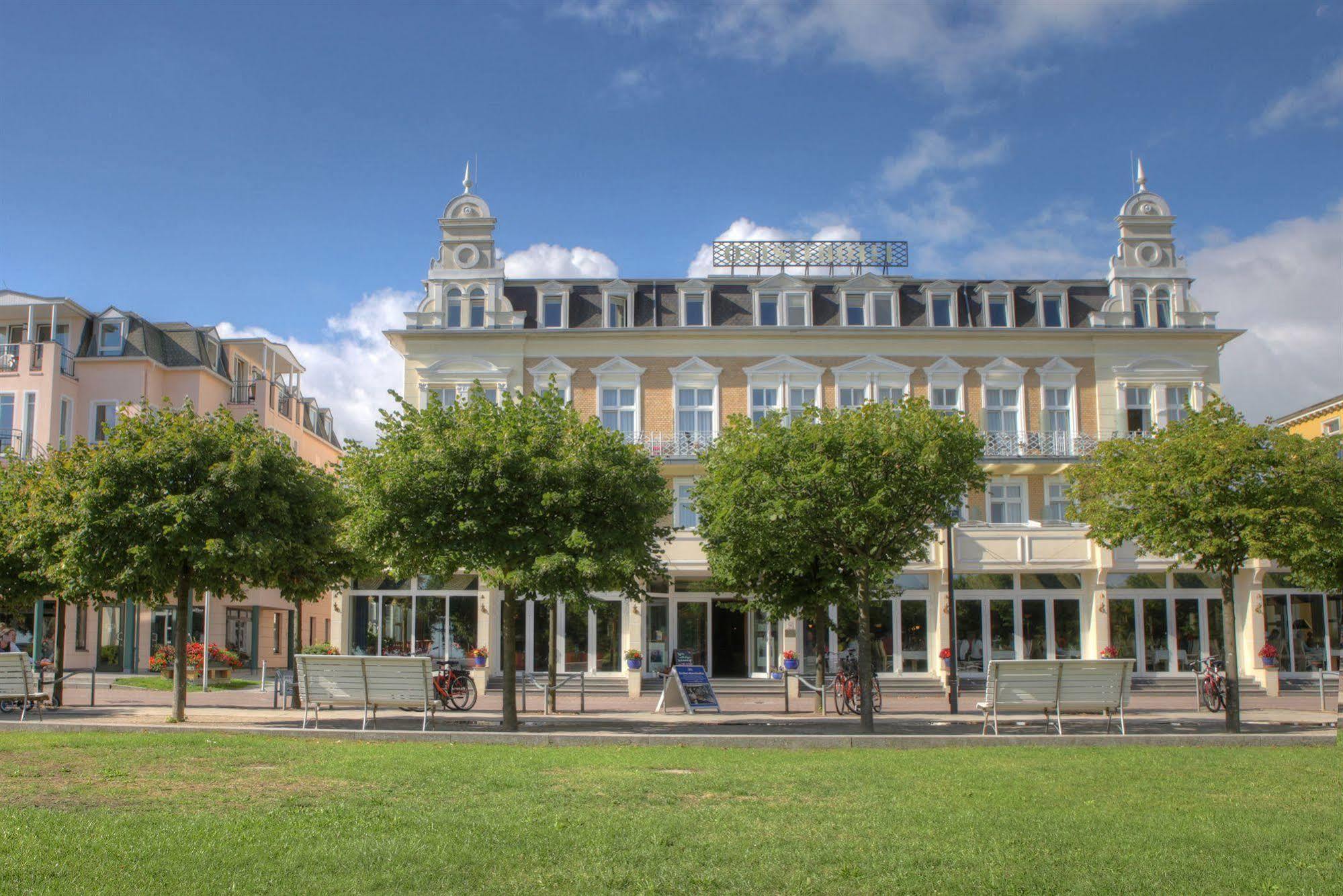 Seetelhotel Ostseehotel Ahlbeck Ahlbeck  Buitenkant foto