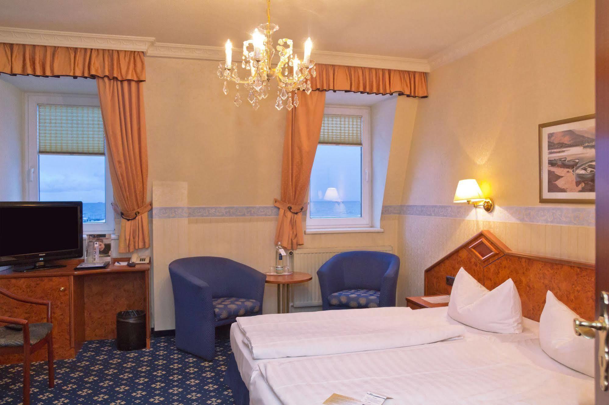 Seetelhotel Ostseehotel Ahlbeck Ahlbeck  Buitenkant foto